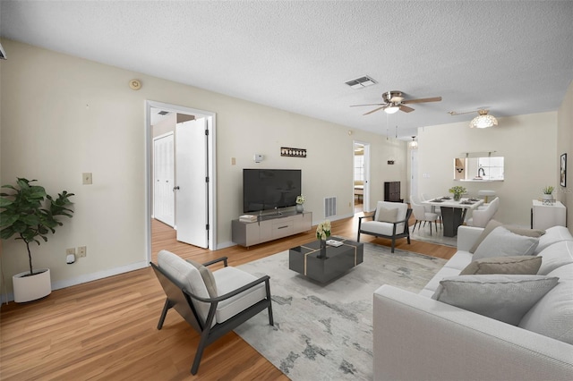 2250 Druid Rd E Unit 403, Clearwater, FL 33764 - photo 4