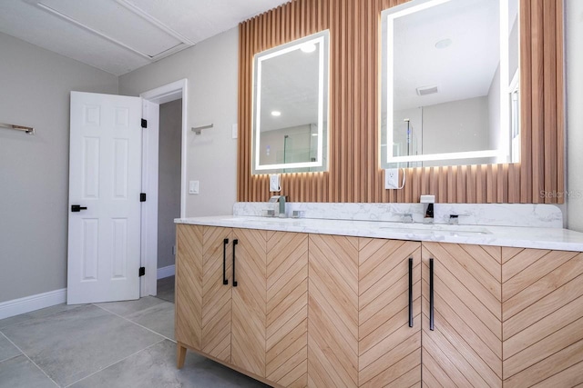 809 59th Ave, Saint Petersburg, FL 33706 - full bath with double vanity and baseboards