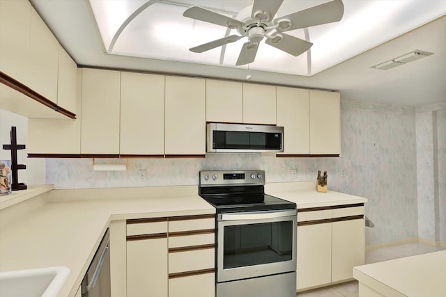 1834 Golfview Dr Unit 1834, Tarpon Springs, FL 34689 - photo 16