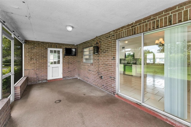 607 Spring Blossom Ct, Brandon, FL 33511 - view of unfurnished sunroom