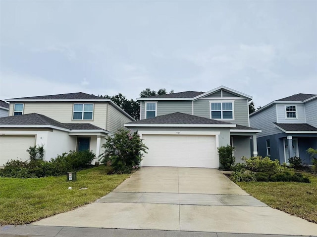905 Rivers Crossing St, Clermont, FL 34714 - traditional home with an attached garage, driveway, a front yard, stucco siding, and roof with shingles