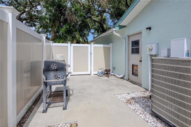 5319 Cordova Way S, Saint Petersburg, FL 33712 - view of patio featuring grilling area