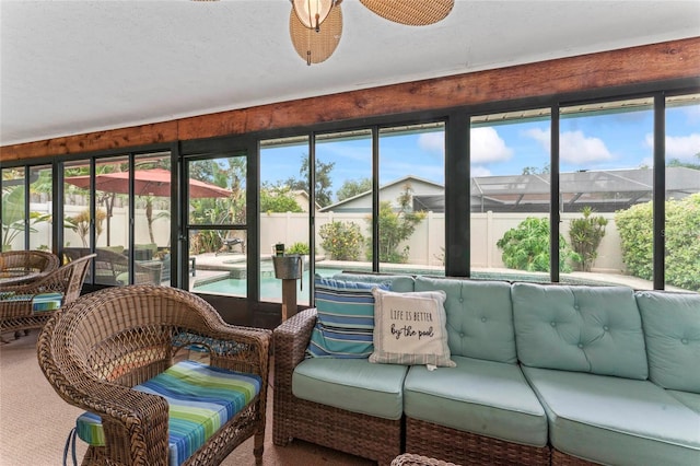 1008 Mallow Way, Brandon, FL 33510 - sunroom featuring outdoor lounge area