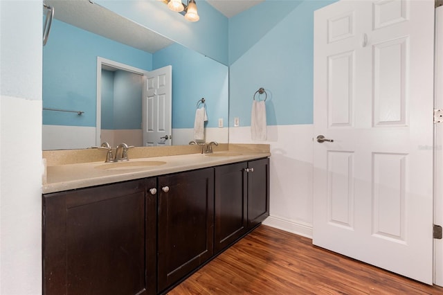 1395 Alston Bay Blvd, Apopka, FL 32703 - bathroom featuring double vanity and wood finished floors