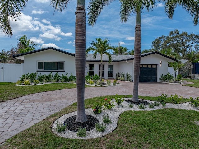 6709 Cardinal Dr S, Saint Petersburg, FL 33707 - photo 7