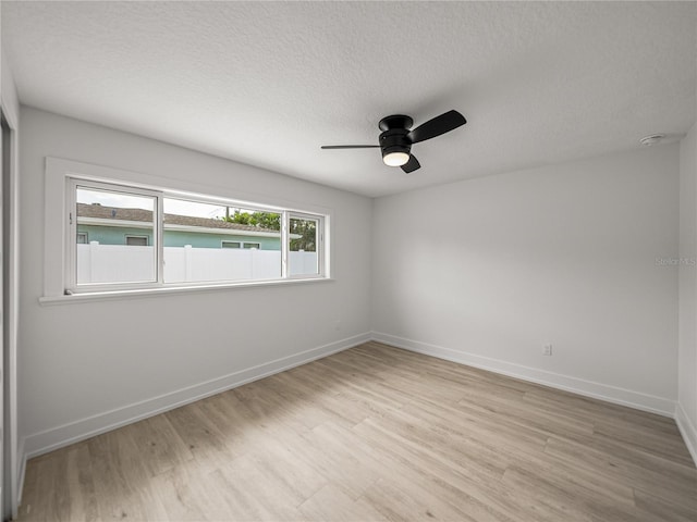 6709 Cardinal Dr S, Saint Petersburg, FL 33707 - photo 45