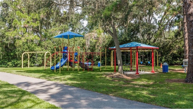 3985 Capitol Dr, Palm Harbor, FL 34685 - photo 77