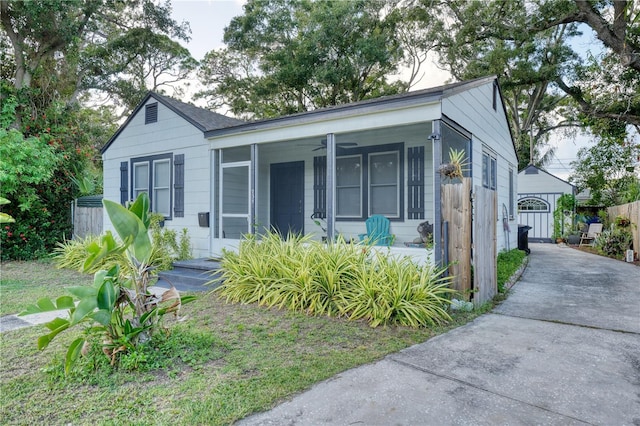 735 26th Ave S, Saint Petersburg, FL 33705 - photo 2