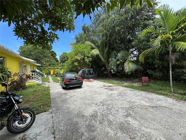 6951 NW 5th Ct, Miami, FL 33150 - view of concrete surface