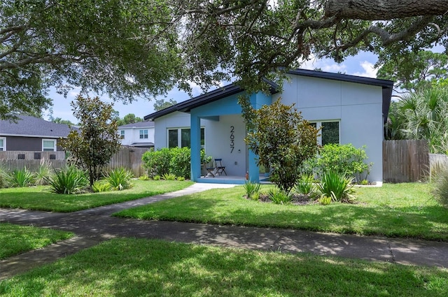 2637 Bayside Dr S, Saint Petersburg, FL 33705 - photo 2