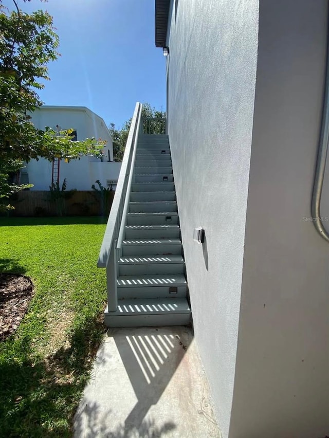 2637 Bayside Dr S, Saint Petersburg, FL 33705 - photo 33