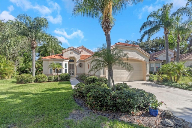 705 Lighthouse Dr, Tarpon Springs, FL 34689 - photo 1