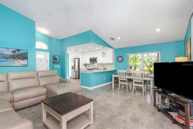 705 Lighthouse Dr, Tarpon Springs, FL 34689 - photo 14
