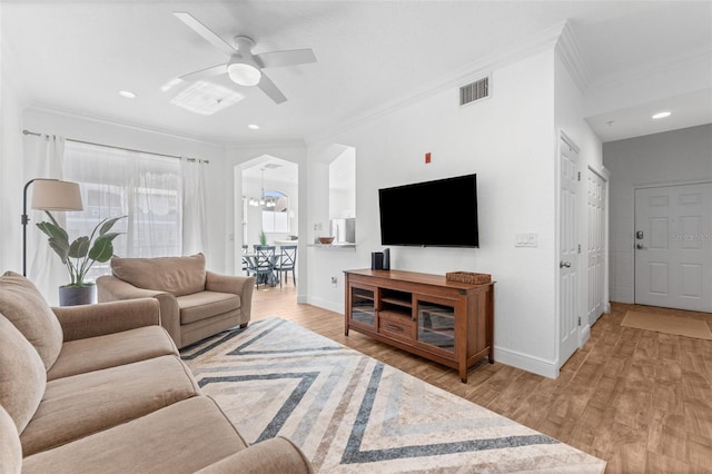 5052 Sunridge Palms Dr Unit 204, Tampa, FL 33617 - photo 2