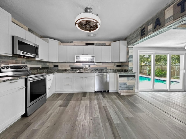 7310 11th Ave N, Saint Petersburg, FL 33710 - photo 5