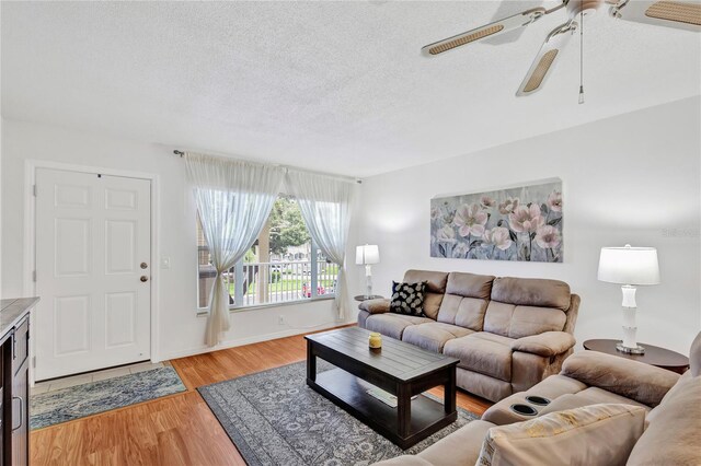 2463 Brazilia Dr Unit 31, Clearwater, FL 33763 - photo 4