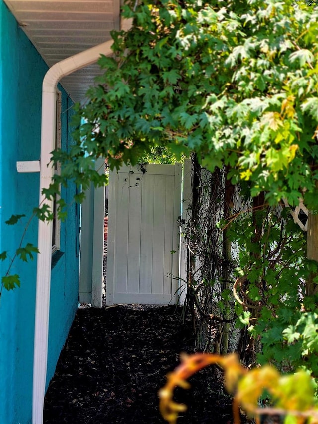 6428 Old Main St, New Port Richey, FL 34653 - entrance to property
