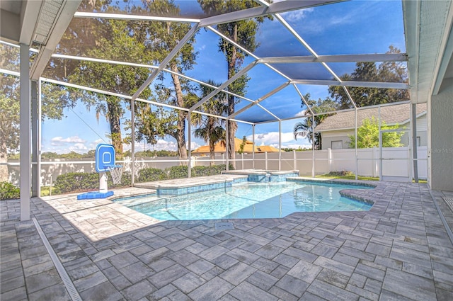 3012 Colonial Ridge Dr, Brandon, FL 33511 - view of pool with an in-ground hot tub, a patio, and a lanai