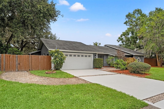573 Whispering Lakes Blvd, Tarpon Springs, FL 34688 - photo 2