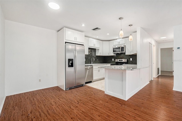 1606 Berwick Ct Unit B, Palm Harbor, FL 34684 - photo 9