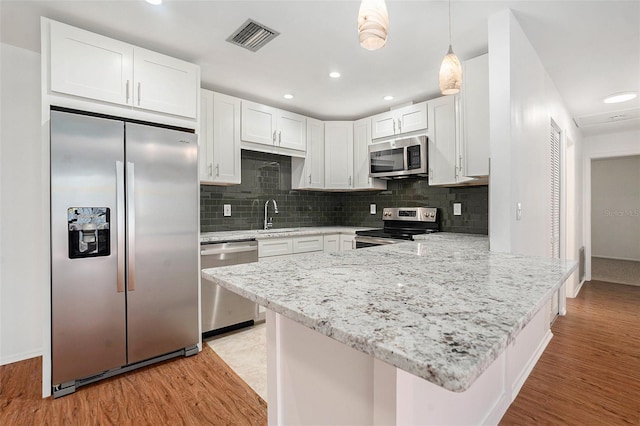 1606 Berwick Ct Unit B, Palm Harbor, FL 34684 - photo 11