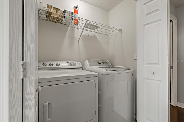 501 Knights Run Ave Unit 1317, Tampa, FL 33602 - laundry room with washer and dryer