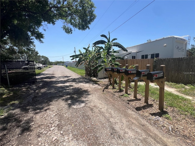 11224 Restwood Dr, Gibsonton, FL 33534