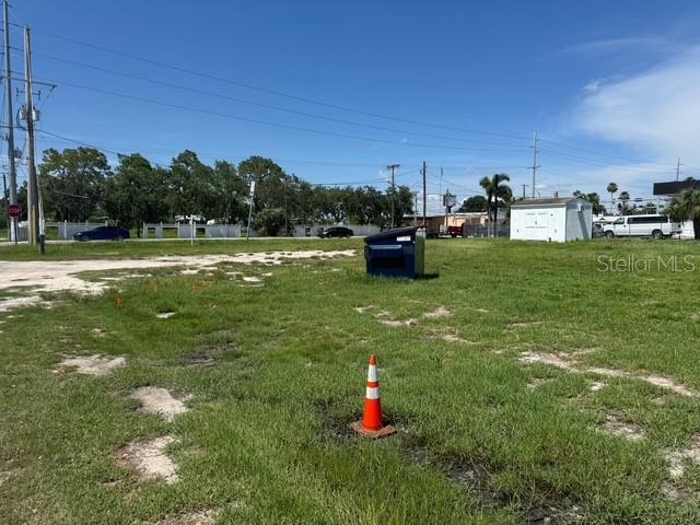 203 1st St NW, Ruskin, FL 33570 - photo 3