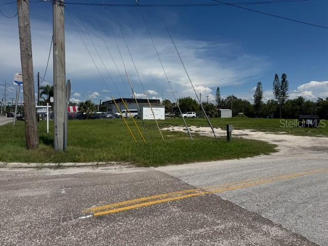 203 1st St NW, Ruskin, FL 33570 - photo 5