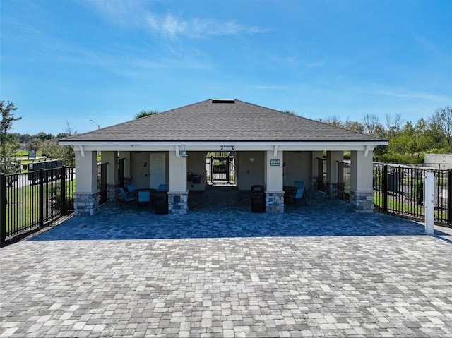 4282 Salt Springs Ln, Lakeland, FL 33811 - rear view of property featuring stucco siding and a porch