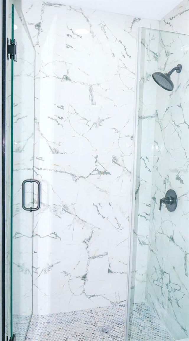 1302 Highview Rd, Brandon, FL 33510 - full bath with a marble finish shower
