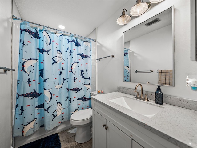 2937 Eagles Nest Rd, Fruitland Park, FL 34731 - bathroom featuring vanity and shower / bath combination with curtain
