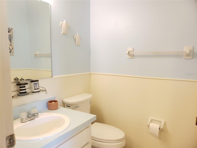 2227 Grenadier Dr Unit 140, Sun City Center, FL 33573 - half bath with toilet and vanity