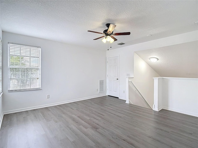 9314 Black Thorn Loop, Land O Lakes, FL 34638 - photo 26