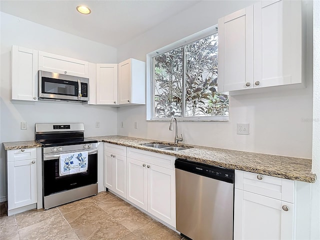 9314 Black Thorn Loop, Land O Lakes, FL 34638 - photo 11