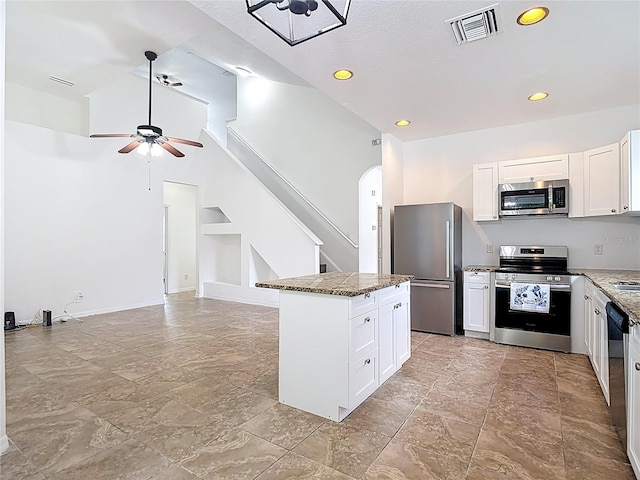 9314 Black Thorn Loop, Land O Lakes, FL 34638 - photo 12