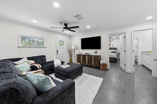 900 Oak Hollow Pl, Brandon, FL 33510 - living area featuring ornamental molding, recessed lighting, a ceiling fan, wood finished floors, and wooden ceiling