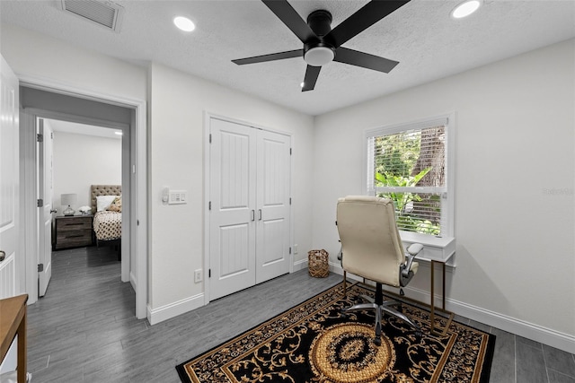 900 Oak Hollow Pl, Brandon, FL 33510 - office space featuring a ceiling fan, wood finished floors, recessed lighting, and a textured ceiling