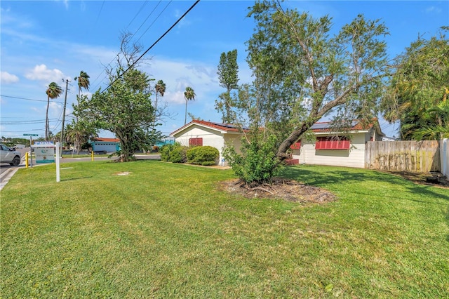 557 Crystal Dr, Madeira Beach, FL 33708 - view of yard