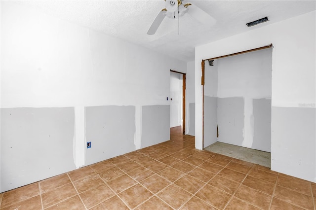 557 Crystal Dr, Madeira Beach, FL 33708 - unfurnished room with a ceiling fan