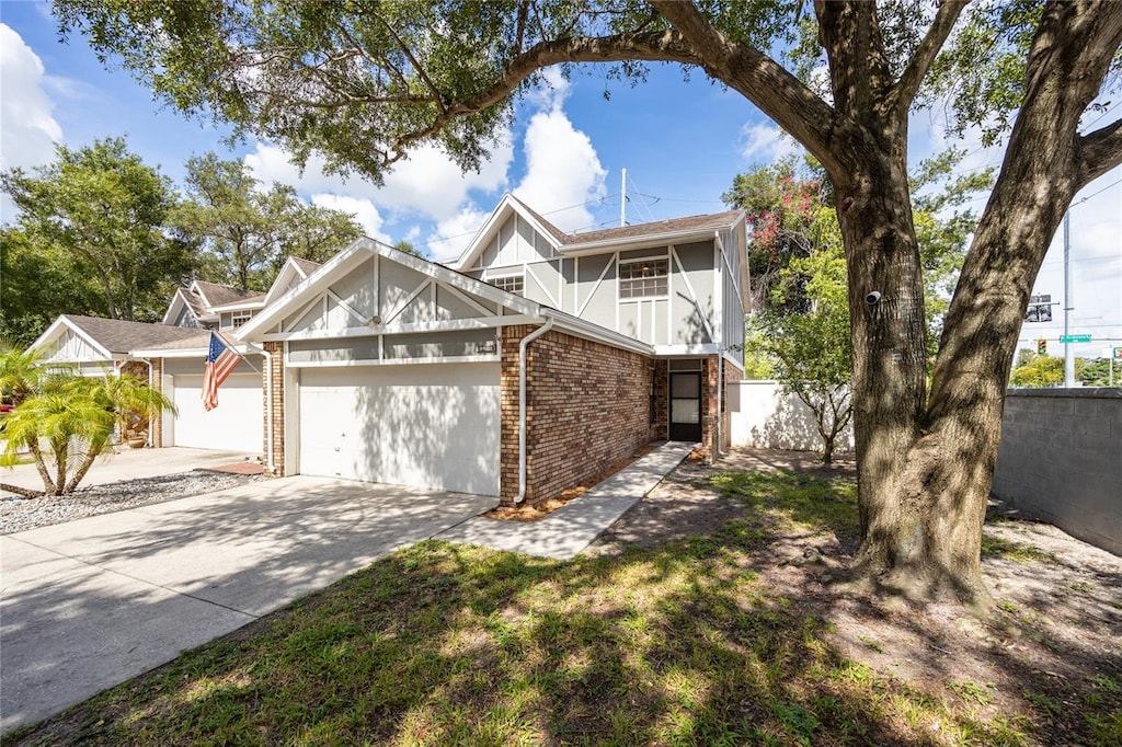 9822 Brownstone Dr, Tampa, FL 33612 - photo 1