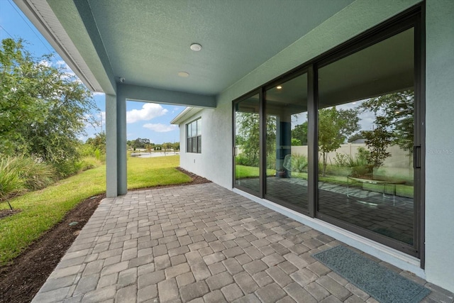 2516 Cobalt Shores Ln, Clearwater, FL 33761 - view of patio / terrace with a water view
