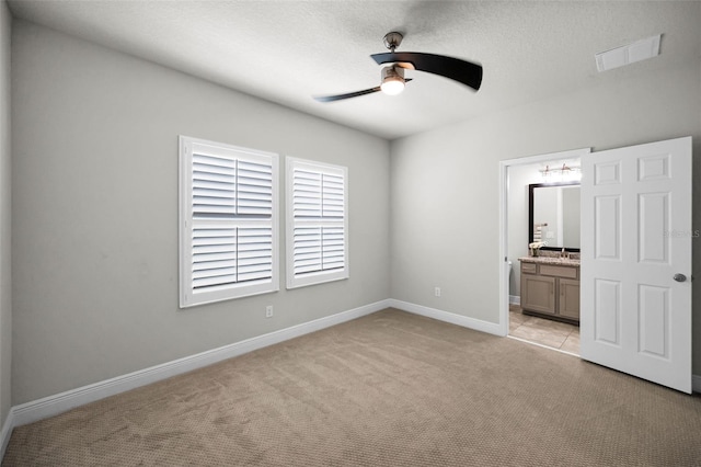 9589 Cavendish Dr, Tampa, FL 33626 - photo 39