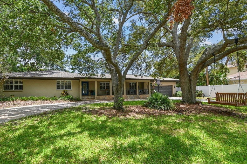 563 Madeira Ave, Tampa, FL 33606 - photo 1