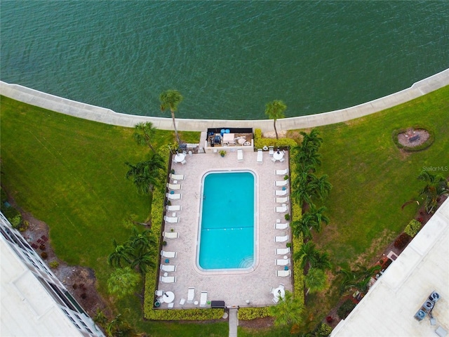 7401 Bay Island Dr S Unit 338, South Pasadena, FL 33707 - drone / aerial view of a pool area