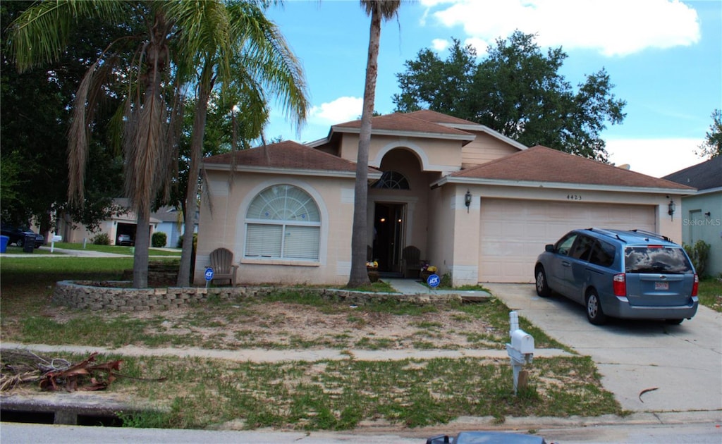 4423 Horseshoe Pick Ln, Valrico, FL 33594 - photo 1