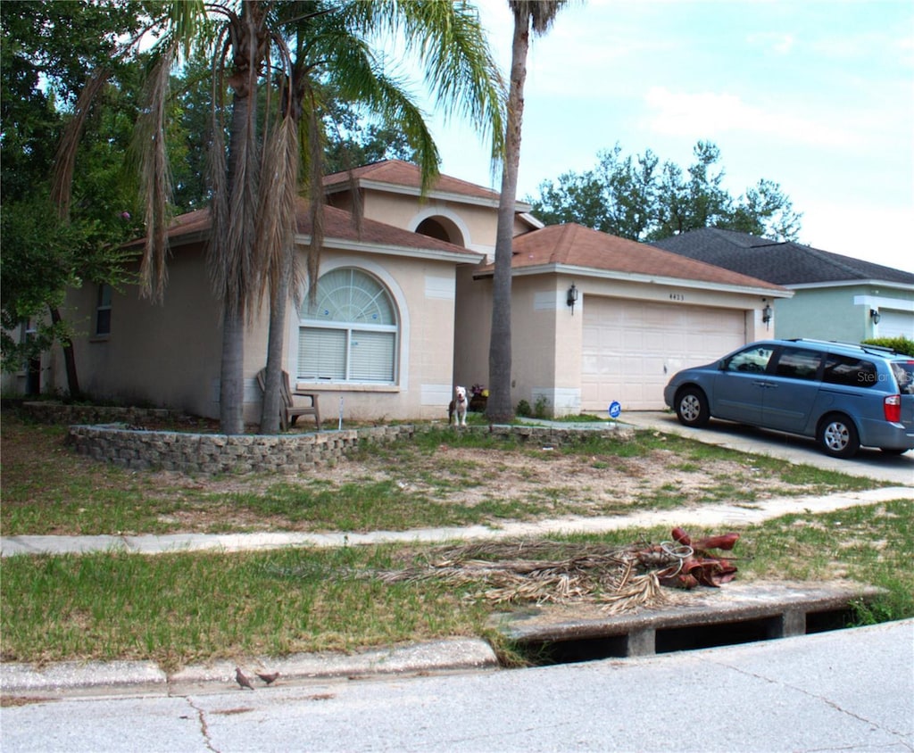 4423 Horseshoe Pick Ln, Valrico, FL 33594 - photo 2