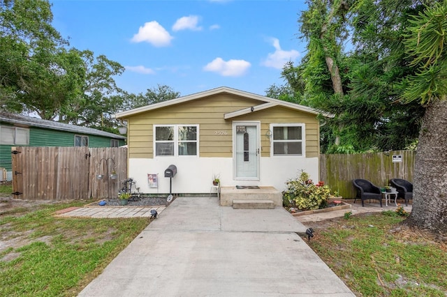 2526 26th St S, Saint Petersburg, FL 33712 - photo 2