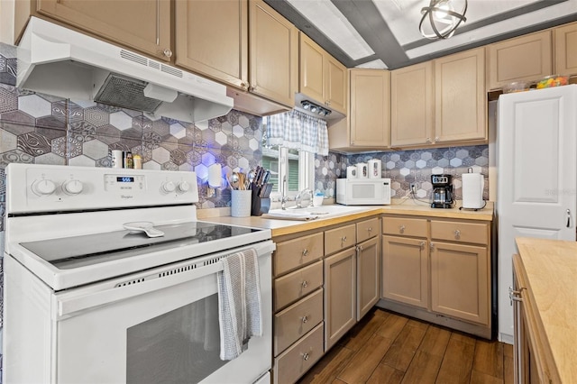 2526 26th St S, Saint Petersburg, FL 33712 - photo 15