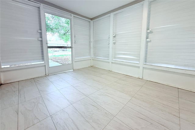 8829 Roble Way, Port Richey, FL 34668 - photo 34